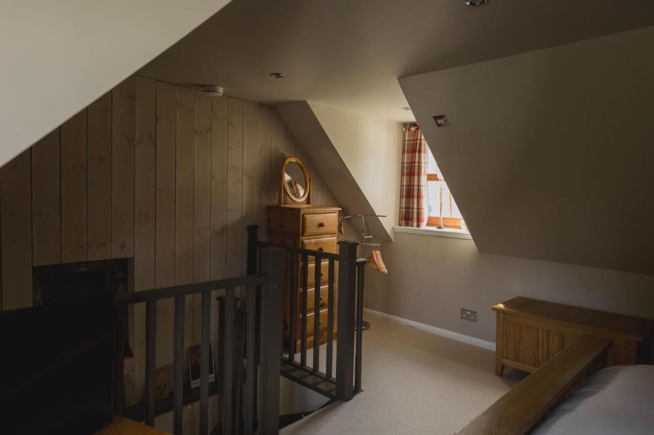 Crossroads Cottage Drumnadrochit Esterno foto